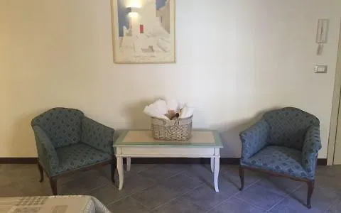 Gasthaus Al Castello Pietra Ligure 3*,